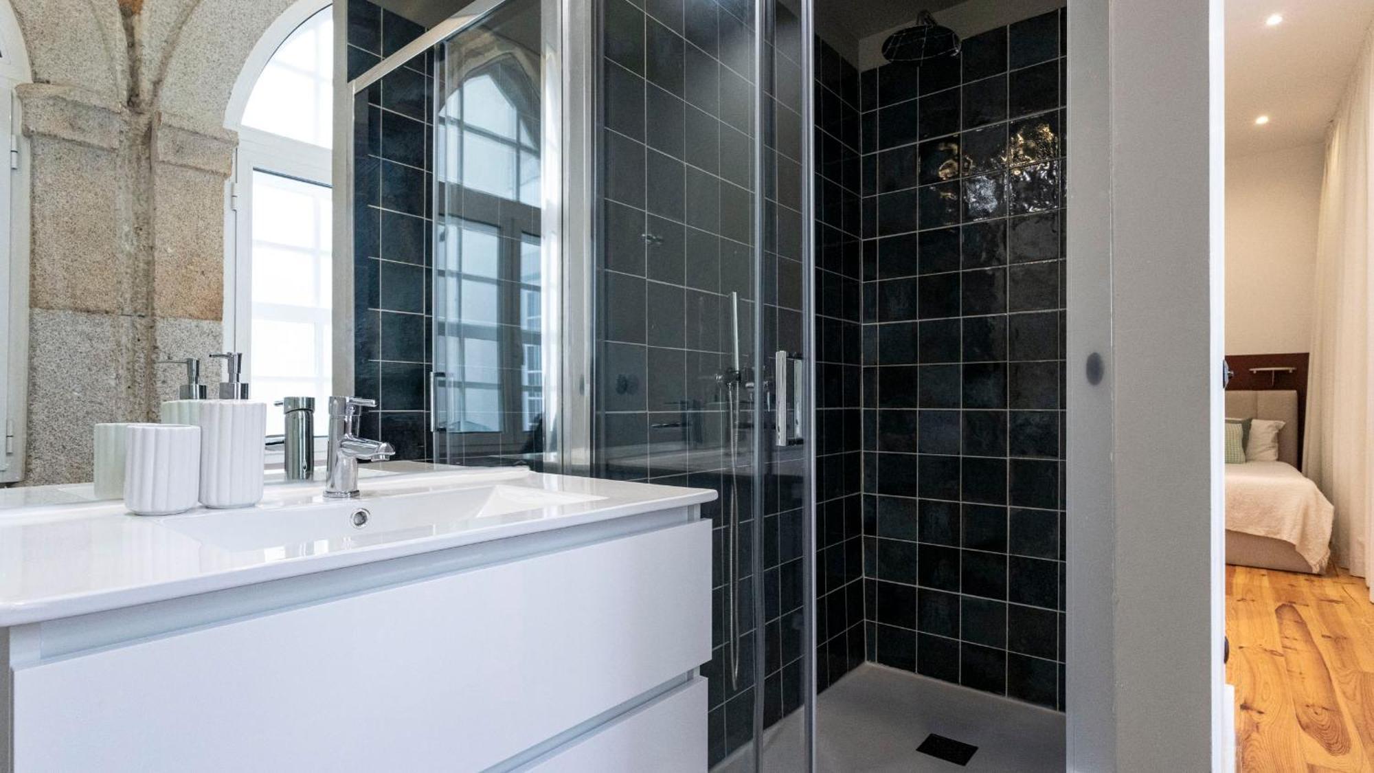 Lovelystay - Allderman Apartment - Almada 1º T Porto Zewnętrze zdjęcie