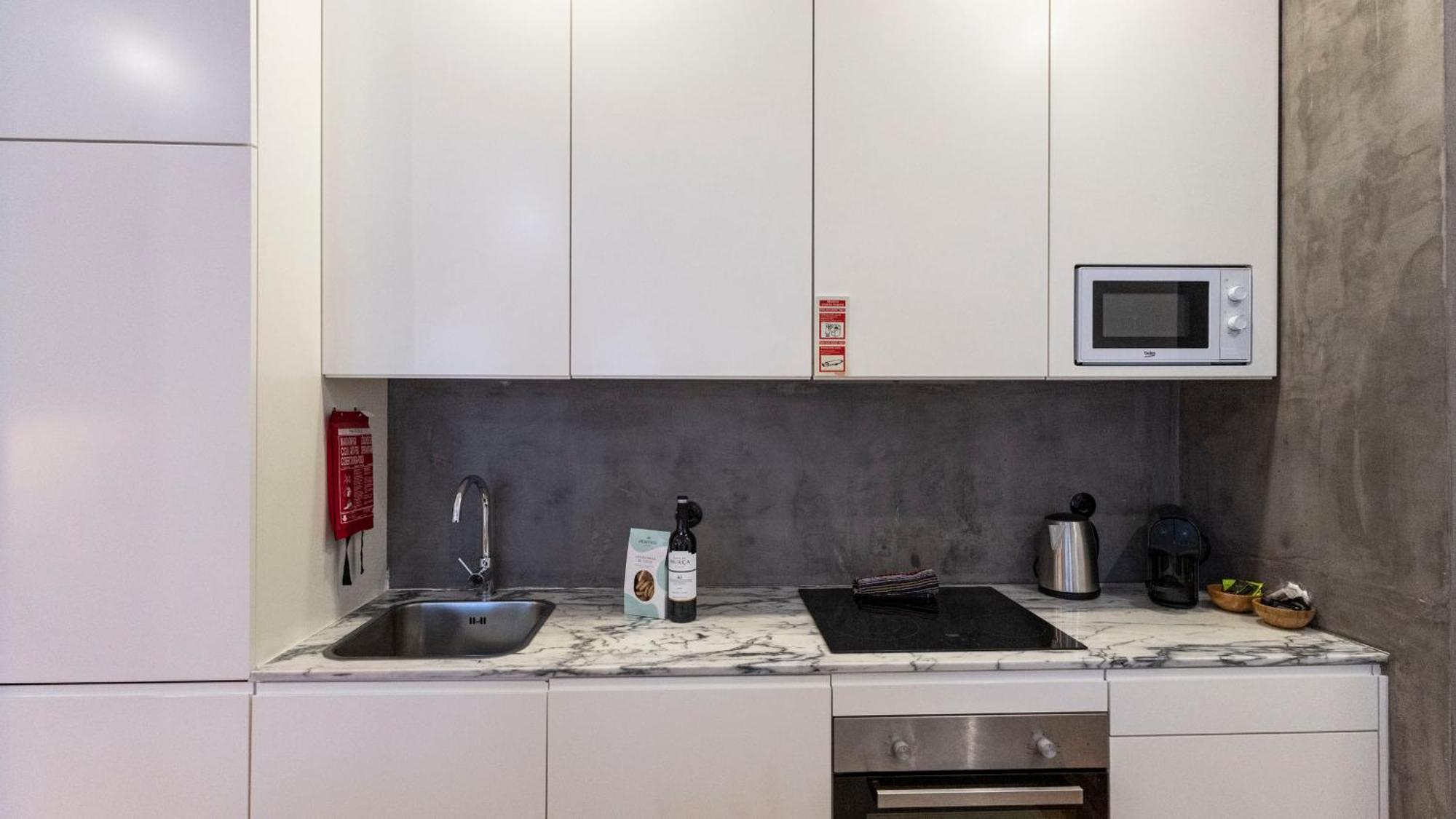 Lovelystay - Allderman Apartment - Almada 1º T Porto Zewnętrze zdjęcie